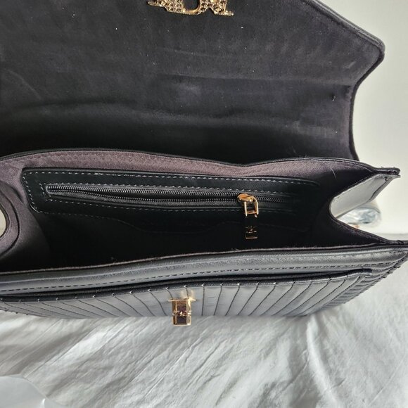 Badgley Mischka *NWT* Black Quilting Crossbody, Chain w/letter lock set, 4FER - Picture 9 of 13